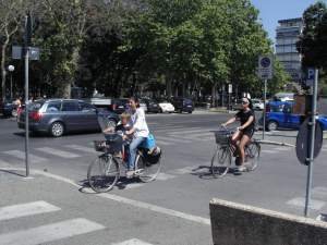 Xtrallusion photo gallery of Italy. Photos, pictures, images and photographs of the Italian Rivieras, the Italian Lakes, the Italian Alps, the Cinque Terre, the Amalfi coast and some of the most beautiful corners of Italy. Plus photos of Italian cities such as Pisa, Milan, Genoa and Rome.